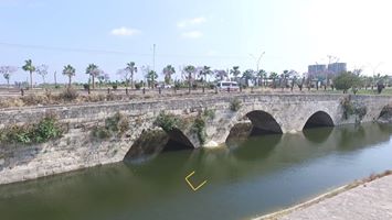 Justinianus (Baç) Köprüsü