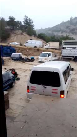 Mersin Mut’ta Yaşanan Sel Böyle Görüntülendi