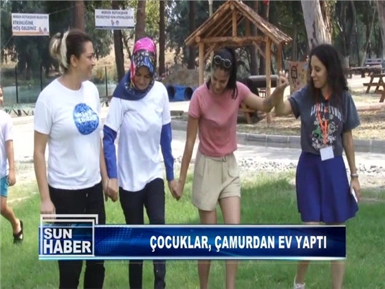 Video Haber: Çocuklar, Çamurdan Ev Yaptı
